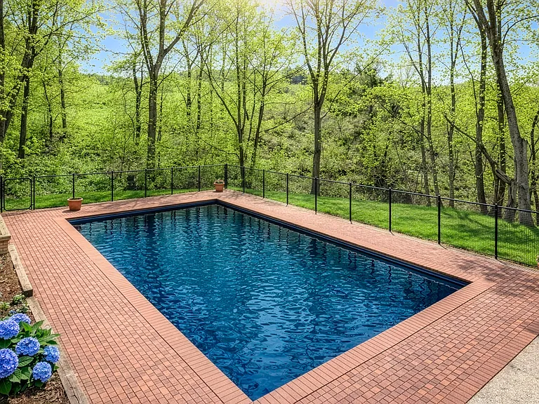 16 Elm Ln — Photo 12