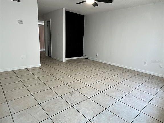 4th image of 4023 Henley Rd #1702