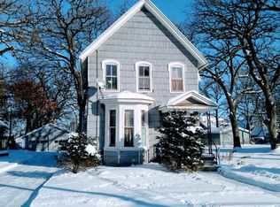 363 Ryerson Ave, Elgin, IL 60123