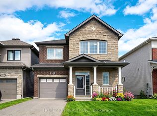 2586 River Mist Rd, Ottawa, ON K2J 6G1