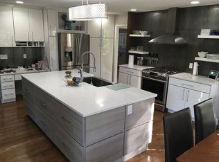 7610 Cross Creek Cir, Lincoln, NE 68516