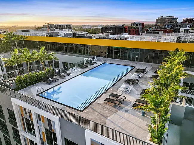 1 bed, 670 sqft, $2,470 — Photo 4