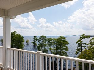 412 Captains Cv UNIT E, Edenton, NC 27932