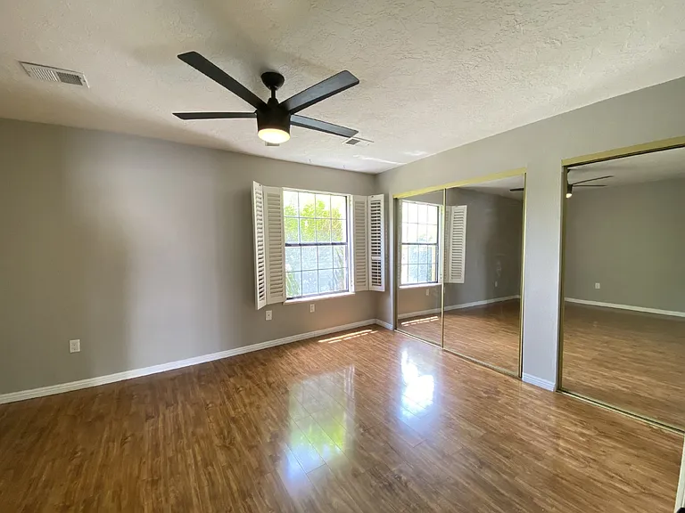 837-1D Country Club Dr SE — Photo 14