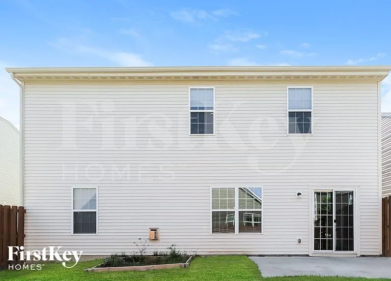 5273 Brandywine Dr — Photo 15