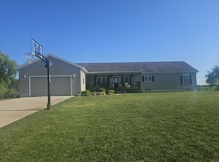 15465 W Price Rd, Westphalia, MI 48894