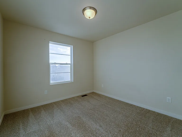 8172 Goldenray Pl — Photo 11