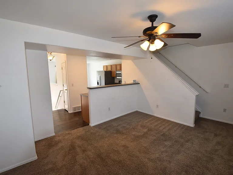 104 Vale St — Photo 7