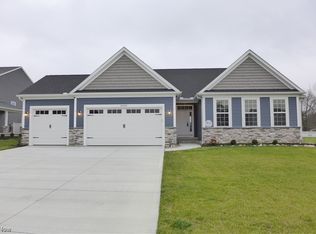 34209 Harvest Pointe Dr, North Ridgeville, OH