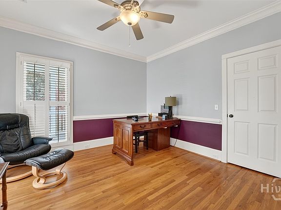 4th image of 100 Cambridge Drive
