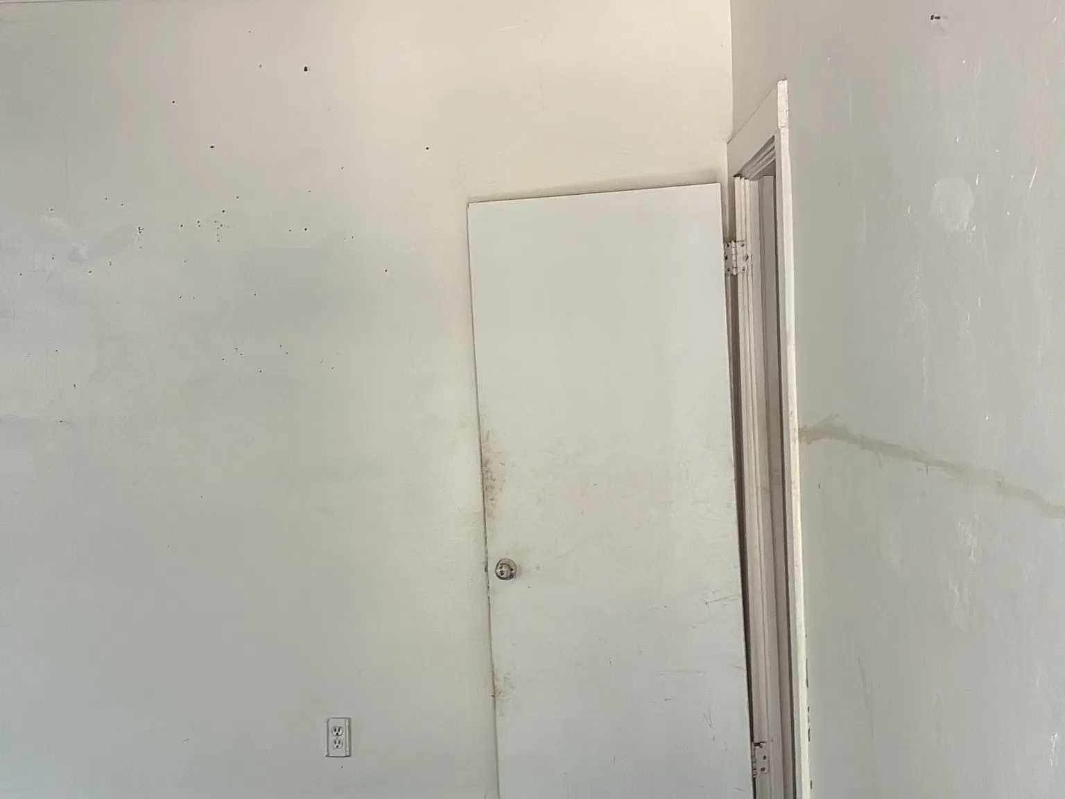 2 bed, 886 sqft, $850 — Photo 4