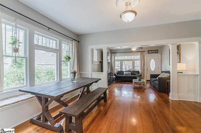 19 David St — Photo 4