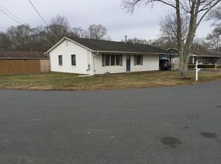 22 Missile Loop, Swansea, MA 02777