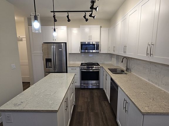 2nd image of 11077 Ravine Rd #423