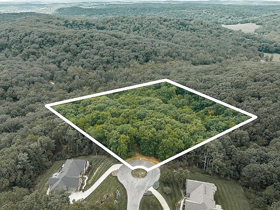 2nd image of 3930 Wild Hollow Ct