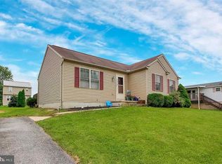 1418 Mountain Shadow Ter, Fayetteville, PA 17222