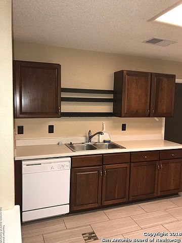 1st image of 4858 Camas