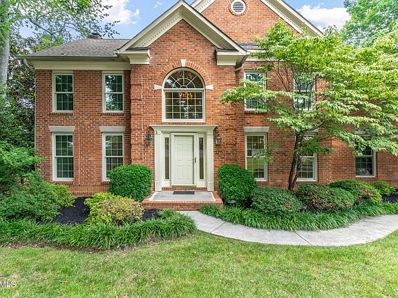 2nd image of 1204 Wembley Ct