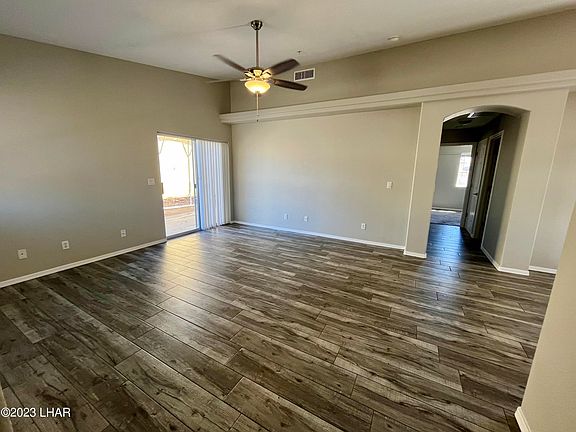 4th image of 3290 Arapaho Dr