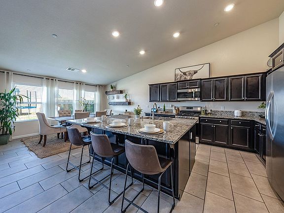 2nd image of 2318 W Mallard Way