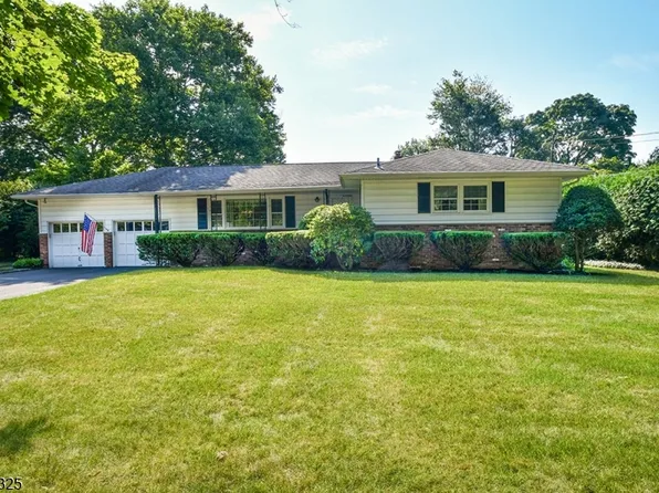 6 Harvale Dr, Florham Park Boro, NJ 07932