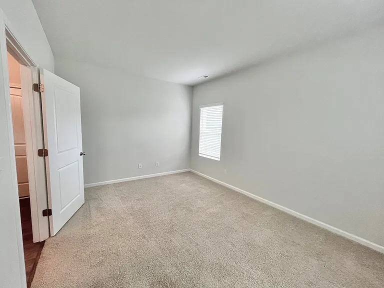 8200 Waxhaw Hwy — Photo 4