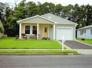 28 Roxton Pl, Toms River, NJ 08757