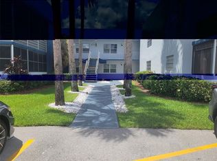 64 Normandy Ln #B, Delray Beach, FL 33484