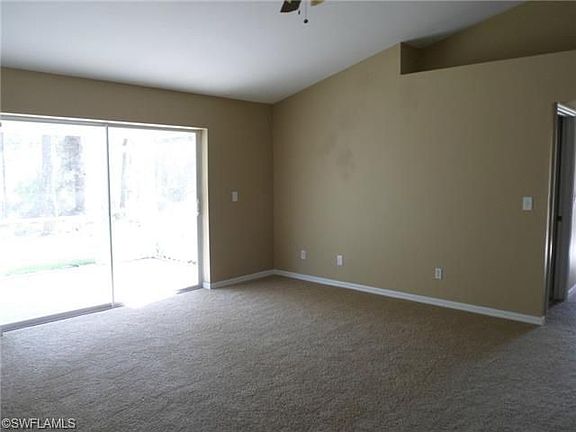 3rd image of 836 Grenada Ave