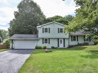 81 Hilltop Dr, Penfield, NY