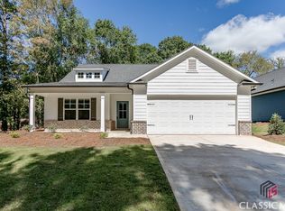 136 Franklin Hills Dr #B7, Carnesville, GA 30521