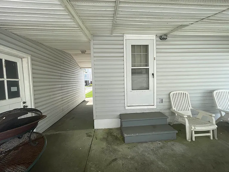 307 N Essex Ave — Photo 20