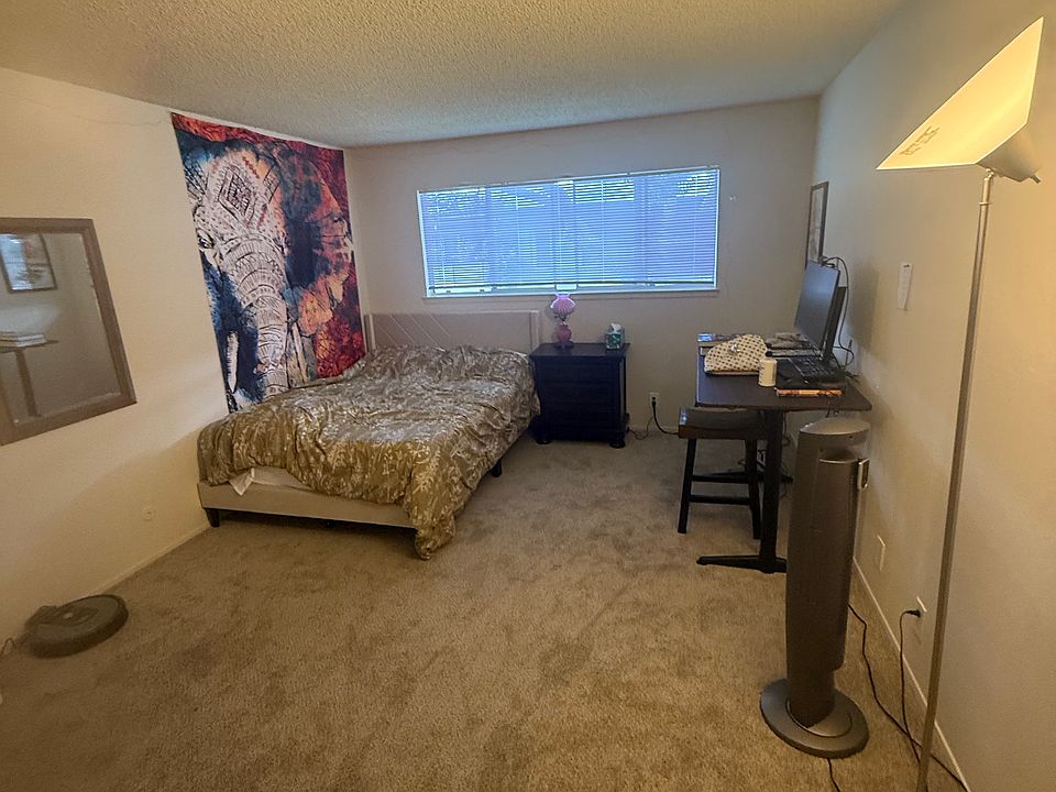 1st image of 38822 Farwell Dr APT 22H