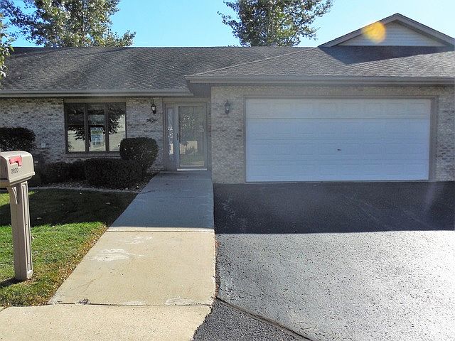 1st image of 2620 Eagle Dr #2620