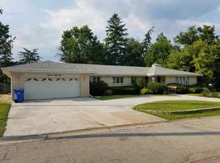 1854 Berry Ln, Des Plaines, IL 60018