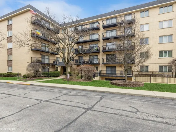 8600 Waukegan Rd Unit 309E, Morton Grove, IL 60053