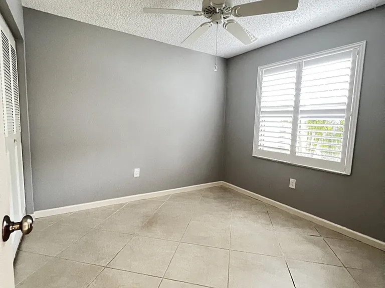 9301 Central Park Dr #102 — Photo 16