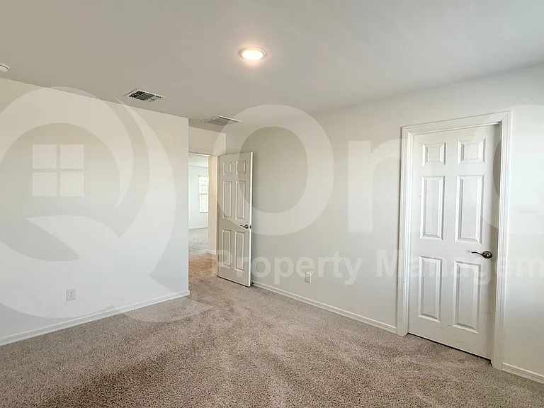 10838 W Marguerite Ave — Photo 13