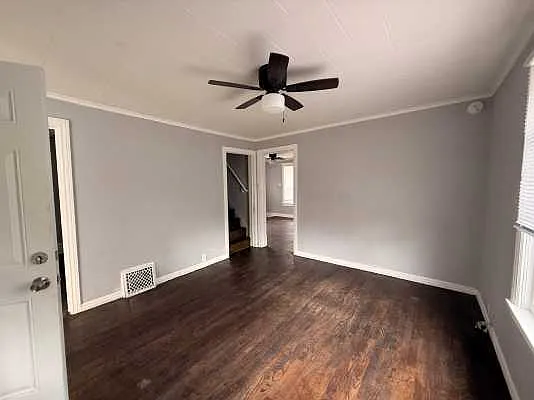636 Florence St — Photo 16