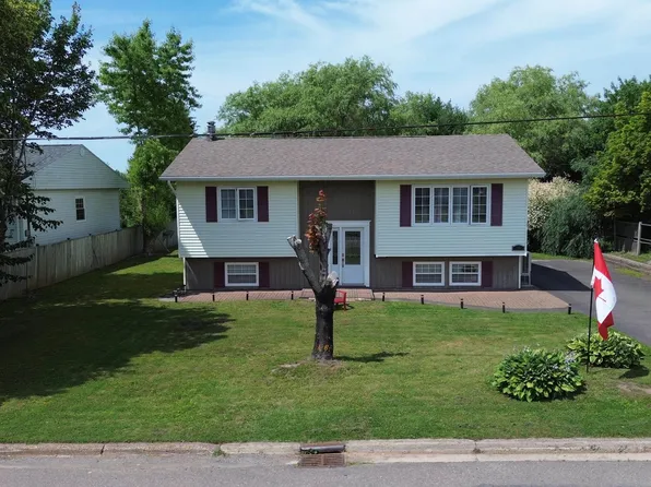 113 Philpott St, Pt Hawkesbury, NS B9A 2H1