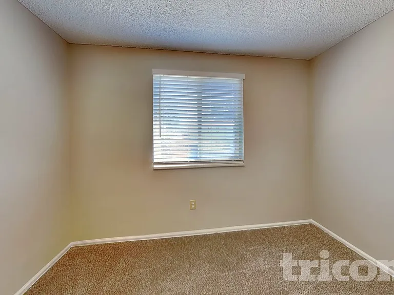 10480 Jellison Way — Photo 9