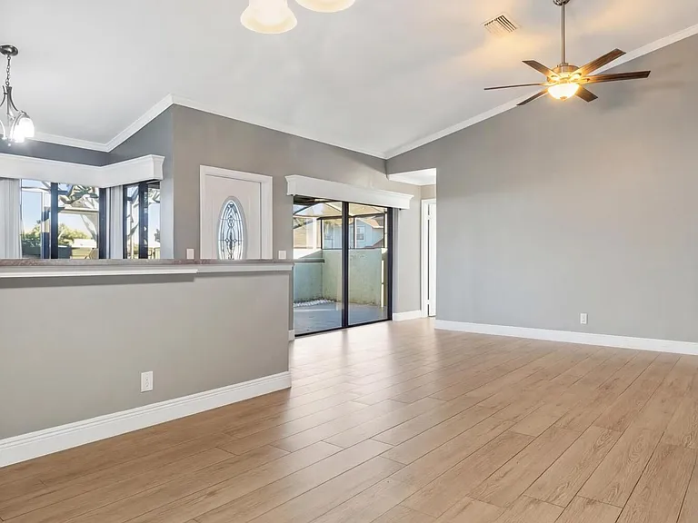 5694 Northpointe Ln — Photo 25
