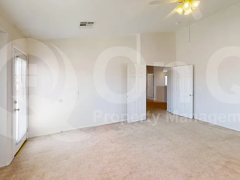 22249 E Calle De Flores — Photo 9