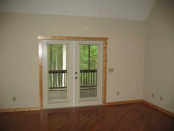 4th image of 282 Hillsdale Dr #2-9685