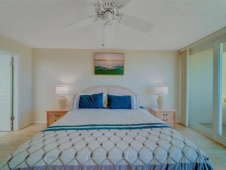 17900 Gulf Blvd #1B — Photo 22