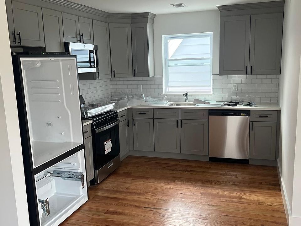 Brand new Appliance (Dish washing machine, Fridge, Stove and Micowave