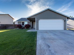 1618 S Dynasty Dr, Moses Lake, WA 98837
