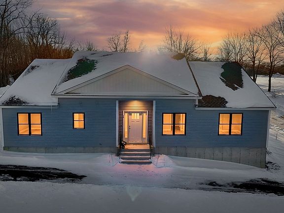 3rd image of 7 L Stevens Rd #B