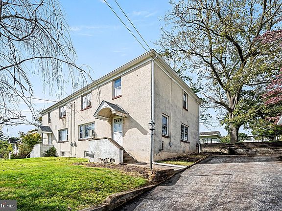 3rd image of 3 Elm Ave