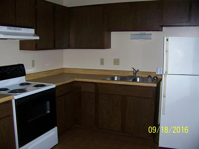 601 James St #6 — Photo 2